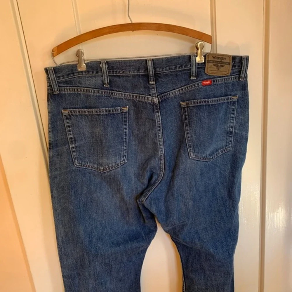 Wrangler Premium Quality Mens 40x30 Straight Fit‎ Blue Jeans 954T1MS Workwear